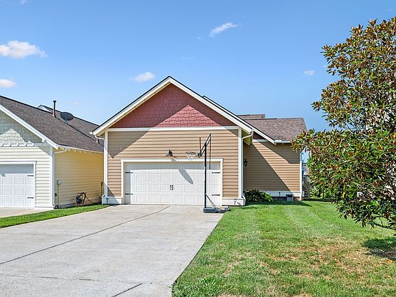 3rd image of 3005 Millerton Way