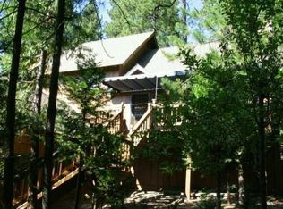 143 Golf Course Rd, Lake Arrowhead, CA 92352