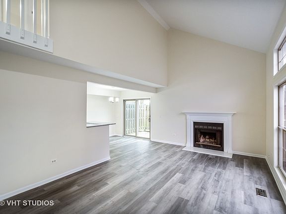 2nd image of 1046 N Knollwood Dr