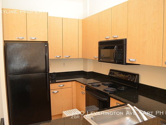 5th image of 100 Leverington Ave Ph 17