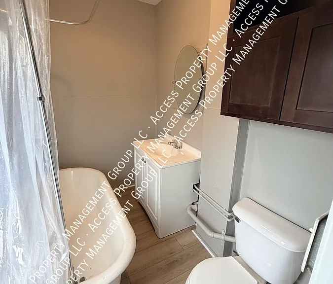653 Broadway Ave NW #2 — Photo 10