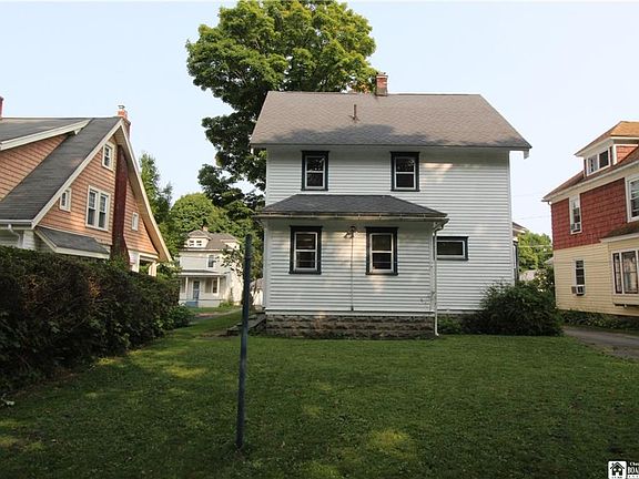 3rd image of 179 Stowe St