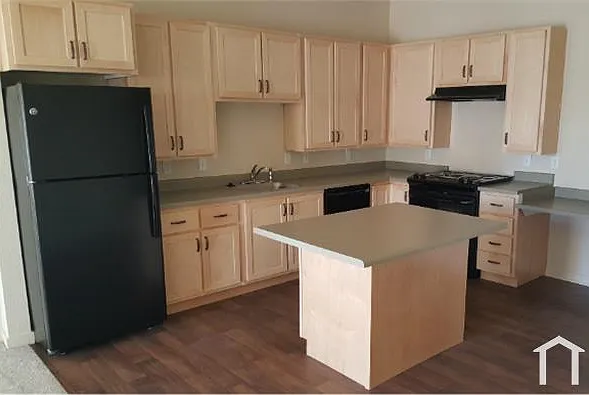 1144 S Pecos St #103 — Photo 3