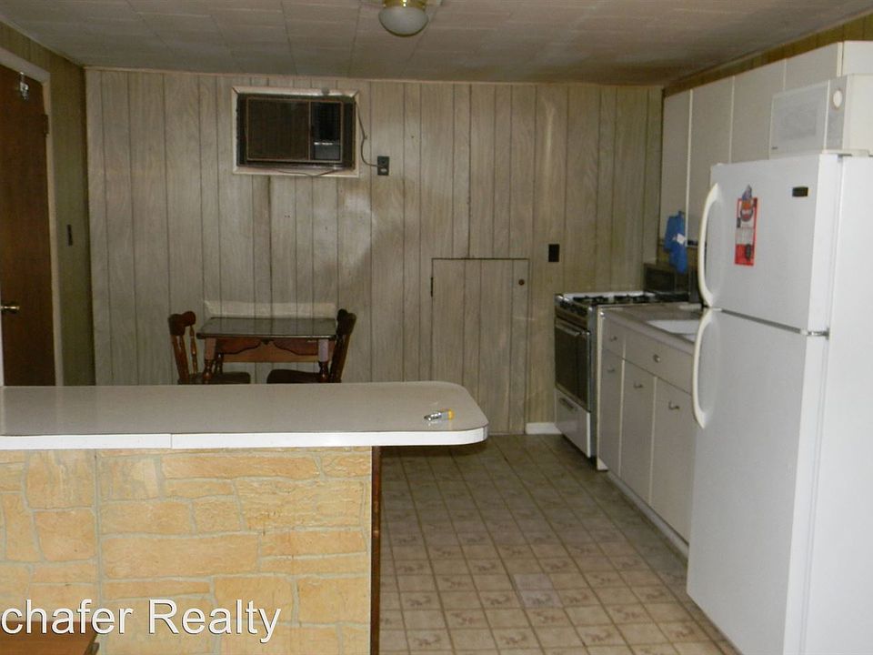 2nd image of 514 Miller St #2