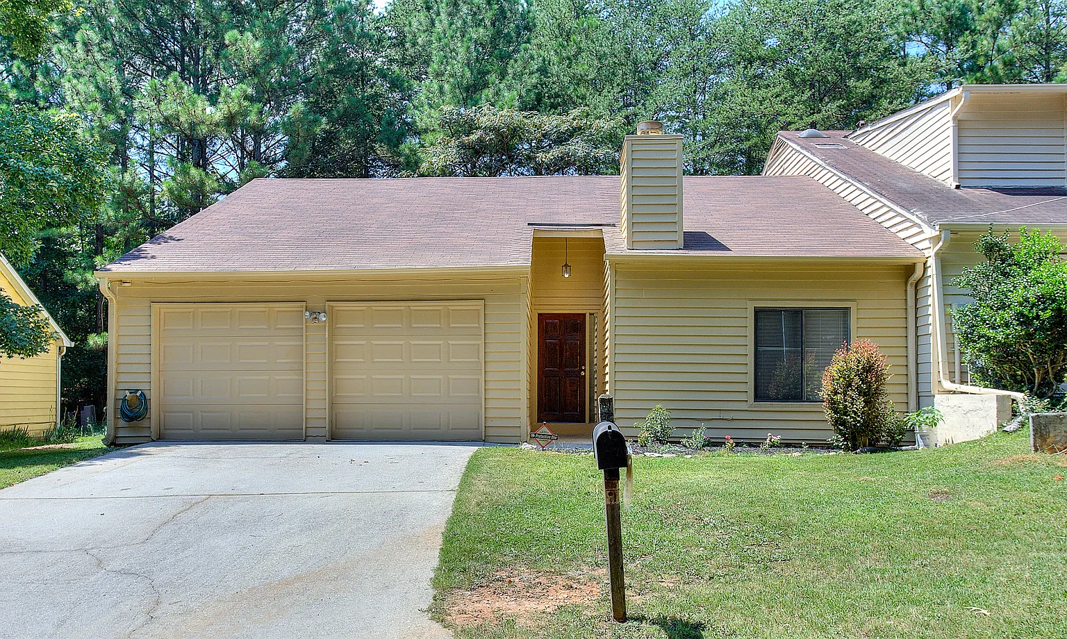 1525 Dillard Rd photo 1