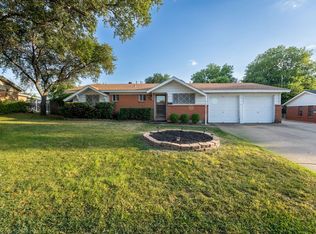 4516 Roxie St, Fort Worth, TX 76117