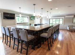 Villa Del Rio, Warwick, RI 02886