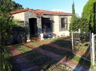2245 NW 3rd St, Miami, FL 33125