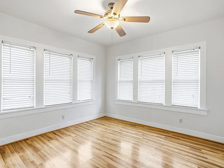 1705 Virginia Pl — Photo 14