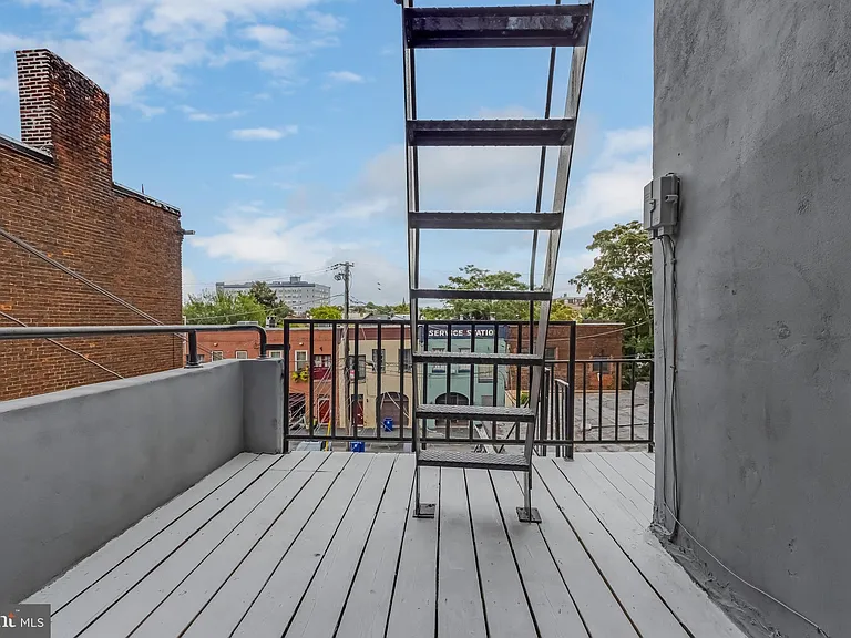 1113 N Calvert St #B — Photo 4