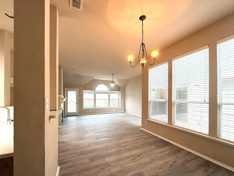 4501 Aspen Glen Rd — Photo 12