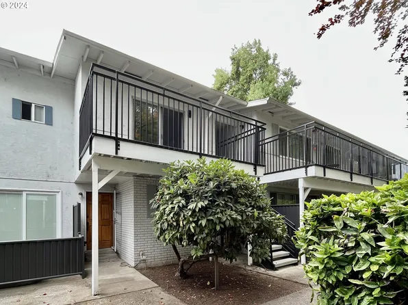 599 Coburg Rd APT 8A, Eugene, OR 97401