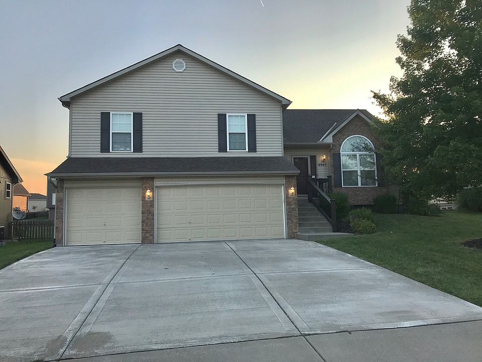1st image of 8943 N Essex Dr