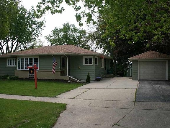 2nd image of 221 Dorow Ave