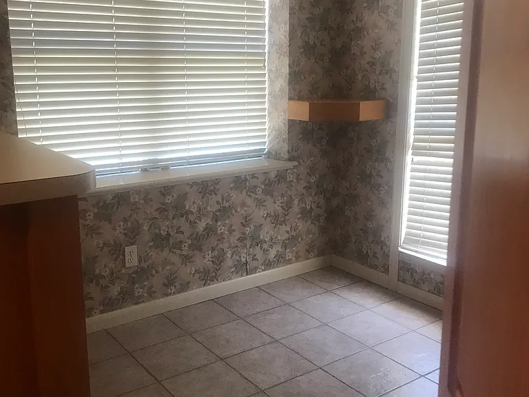 4008 San Mateo Dr — Photo 17