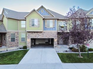 9295 N Oakland Hills Dr, Eagle Mountain, UT 84005