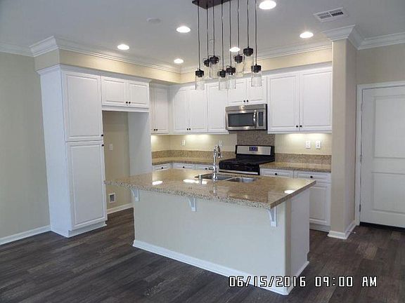 2nd image of 31900 Calle Luz