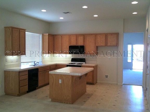 2nd image of 1674 Gloria Cir