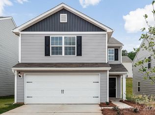 6216 Lowe Ln, Charlotte, NC 28214
