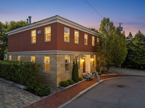 7 Vernon St #7, Newburyport, MA 01950