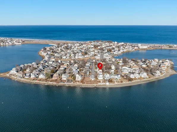 68 Hampton Cir, Hull, MA 02045