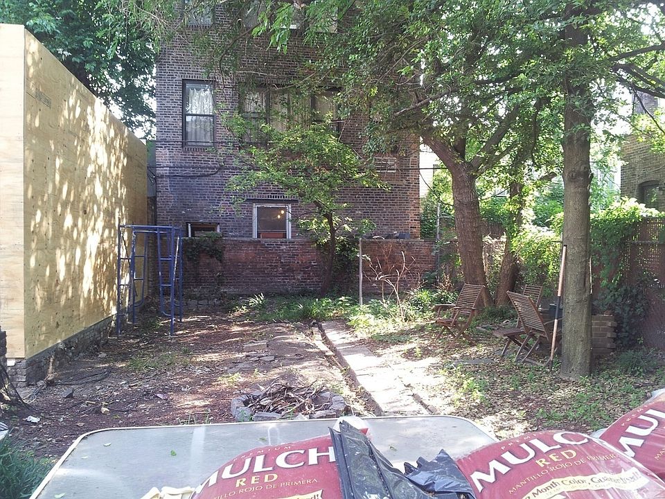 2nd image of 529 Carroll St APT 1R