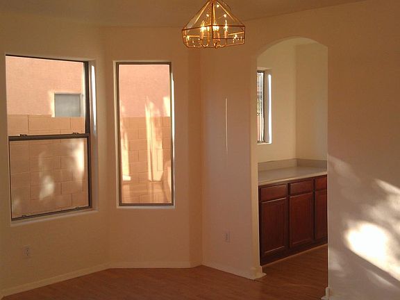 3rd image of 1580 E Elaine Dr