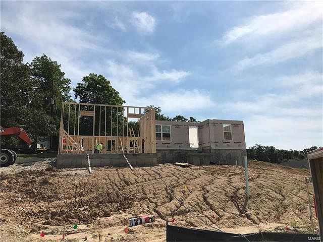 1st image of 2642 Liberty Ct