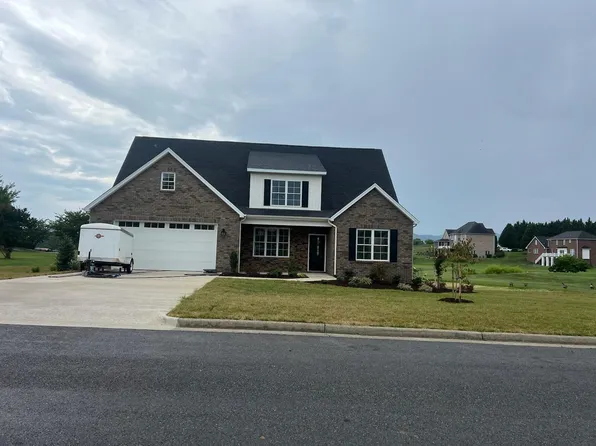 94 Island Green Rd, Daleville, VA 24083