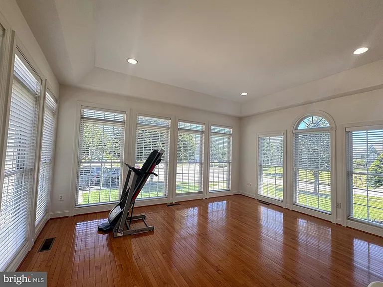 5117 Sante Fe Ct — Photo 10