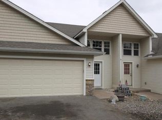 5674 Sherman Oaks Rd, Stacy, MN 55079