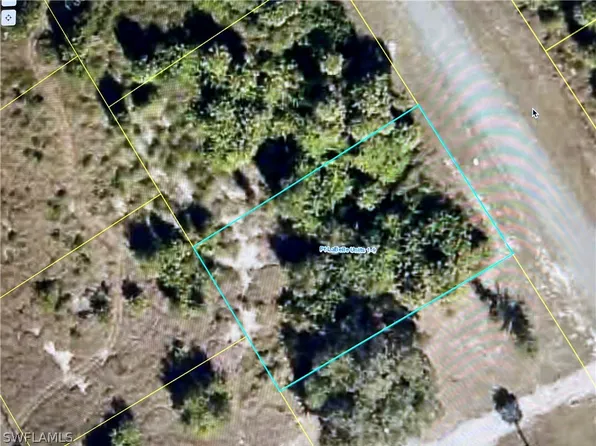 3034 NW Beechwood Cir, Labelle, FL 33935