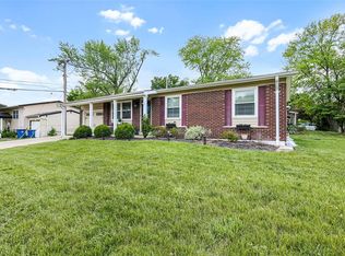 2291 McKelvey Rd, Maryland Heights, MO 63043