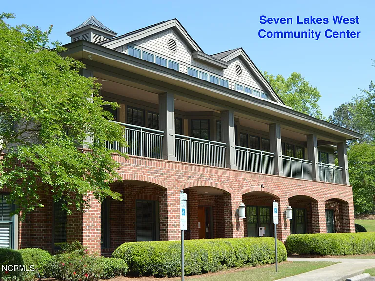 127 Shaw Dr — Photo 42