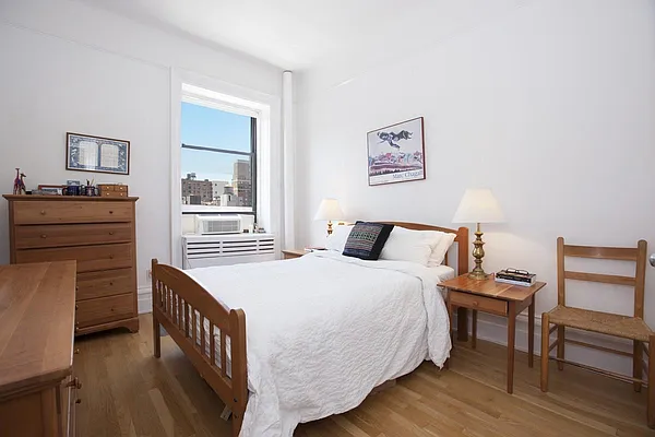 Rented by Modlin Group | media 12