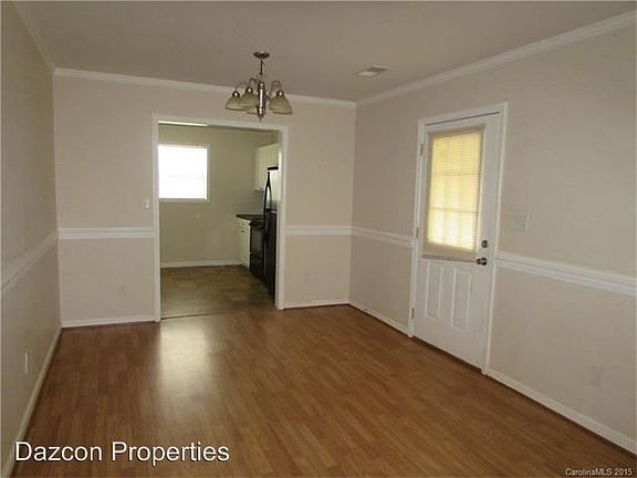 3rd image of 421 West Ave W