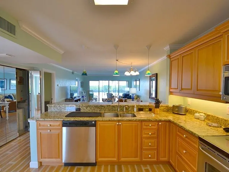 307 Goodlette Rd S #B-506 — Photo 7