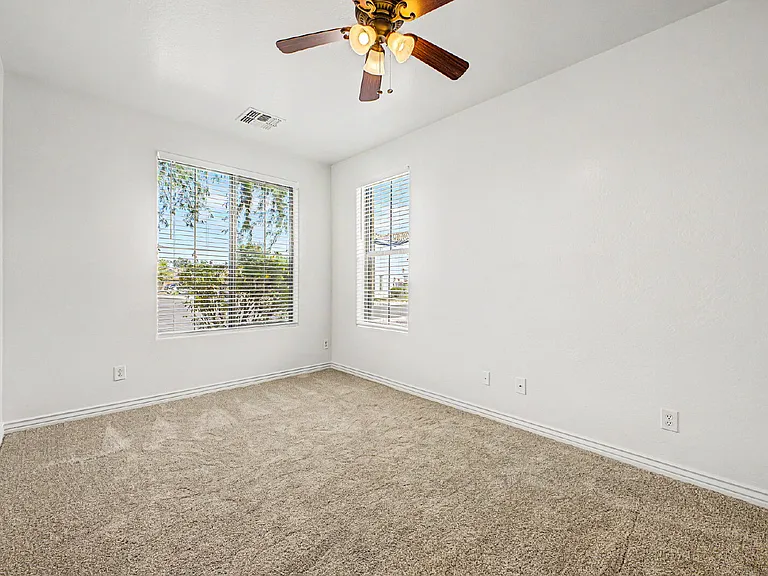 16124 N 180th Ln — Photo 23