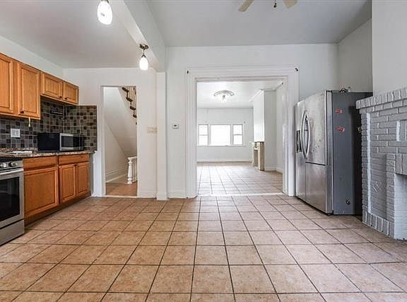 2nd image of 55 Gardner Ave