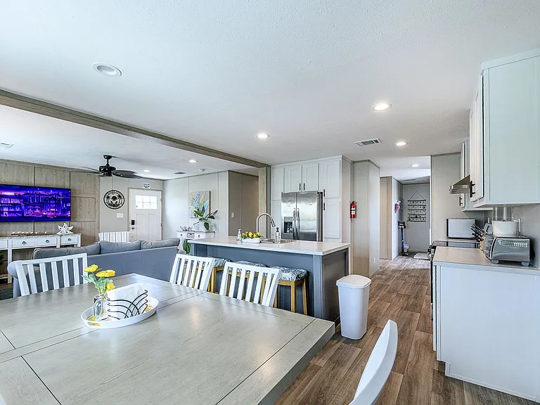 3118 Bayberry Ave — Photo 17