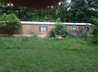 3676 N Akers Ln, Bloomfield, IN 47424