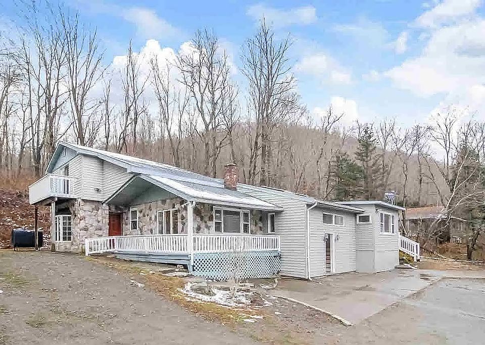 1st image of 35 W Lake Amenia Rd