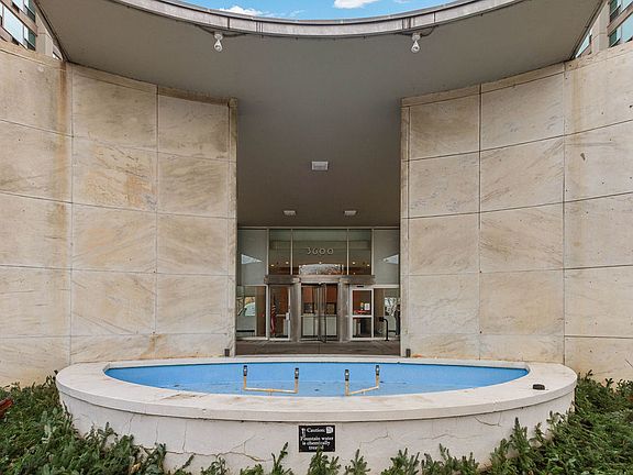 2nd image of 3600 N Lake Shore Dr APT 610