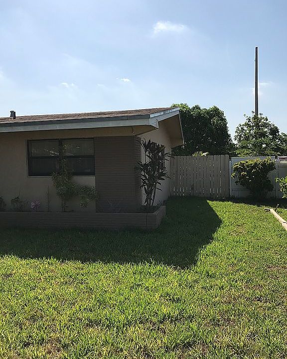 1st image of 2251 Acapulco Dr