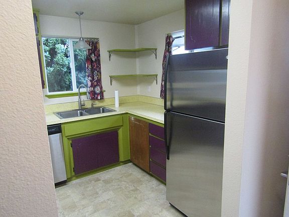 2nd image of 508 North St SE #B
