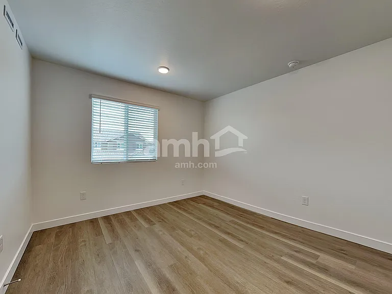 9717 W Tamarisk Ave — Photo 19