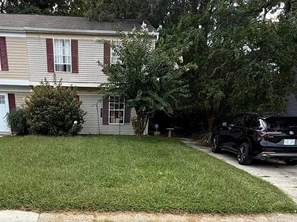 2416 Ferrell Ct, Waldorf, MD 20602