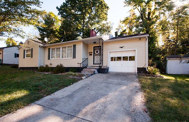 1st image of 2342 Elmwood Dr