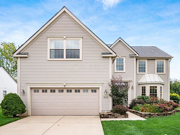 2nd image of 919 Wellsley Way