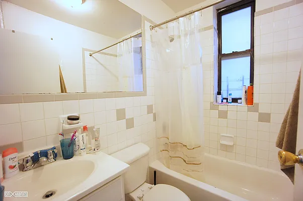 Rented by Citi Habitats | media 26